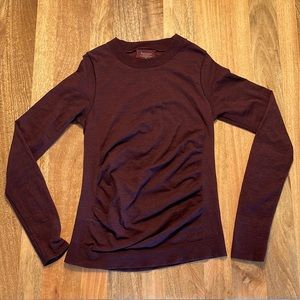 Women’s maroon Athleta active long sleeve tee size medium